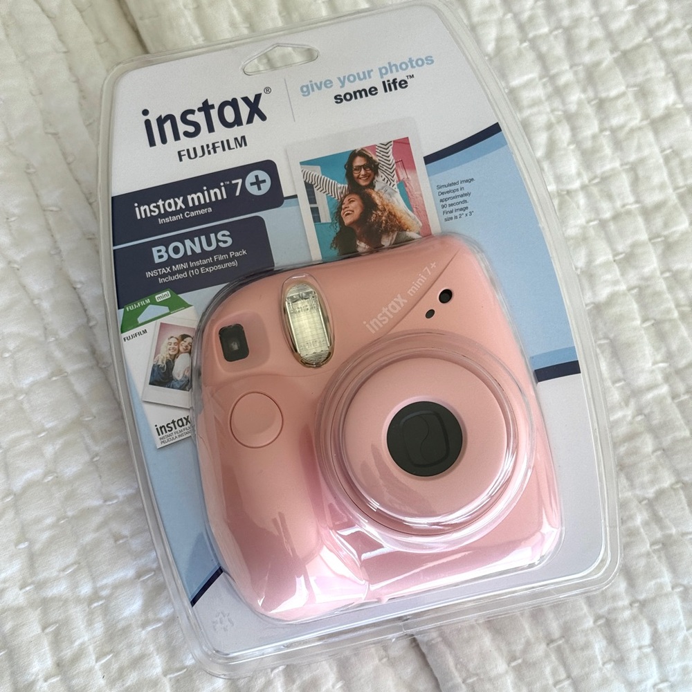 Fujifilm Instax Mini 7+ Blush Camera